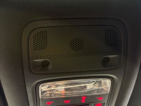 Used 2018 Audi Q3 2.0T Premium image 24