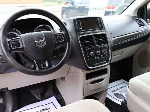Used 2017 Dodge Grand Caravan SE w/ Power Window Group FWD image 24