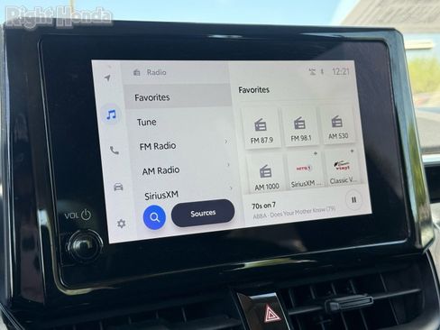 Used 2024 Toyota Corolla LE FWD image 21