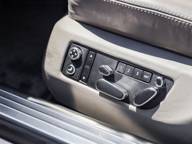Used 2006 Bentley Flying Spur Flying Spur AWD/4WD image 34