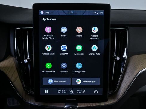 Certified 2026 Volvo XC60 B5 Core image 15