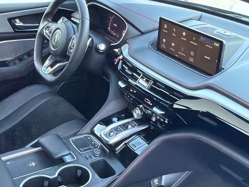 Used 2023 Acura MDX A-Spec image 10