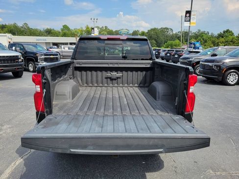 Used 2023 Chevrolet Silverado 1500 LTZ AWD/4WD image 13