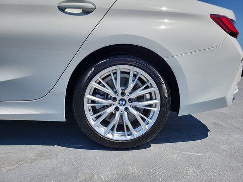 Used 2023 BMW 330i Sedan w/ Premium Package RWD image 6
