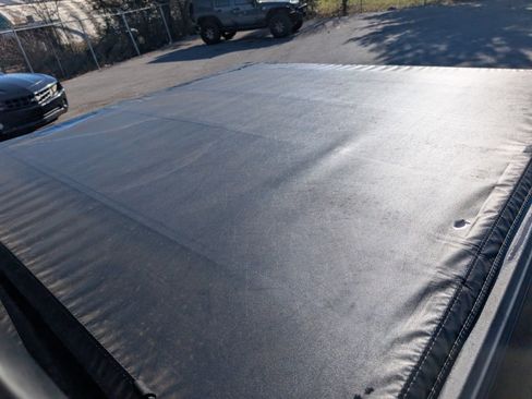 Used 2019 Ford F150 XLT image 14