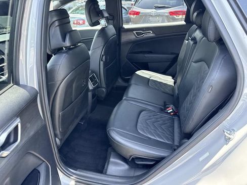 Used 2024 Kia Sportage X-Line w/ X-Line Premium Package AWD/4WD image 17