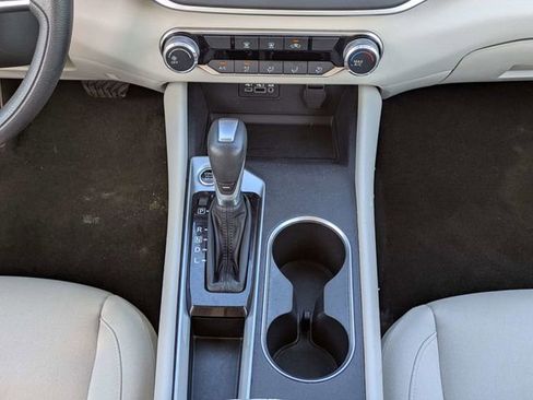Used 2022 Nissan Altima 2.5 SV FWD image 18