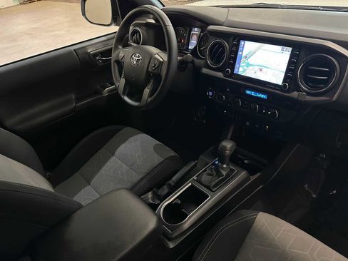 Certified 2023 Toyota Tacoma TRD Off-Road w/ Technology Package AWD/4WD image 30