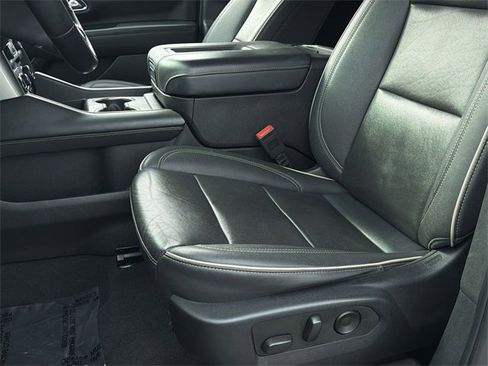 Used 2023 Chevrolet Tahoe Premier image 23