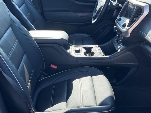 Used 2023 GMC Acadia Denali w/ Denali Ultimate Package image 19