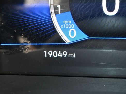 Used 2023 Volkswagen Jetta S image 28