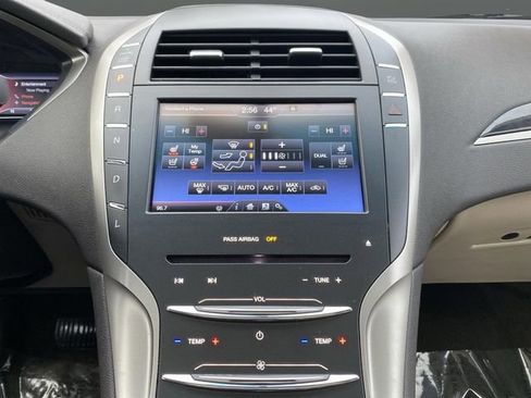 Used 2016 Lincoln MKZ Hybrid w/ Equipment Group 600A Reserve image 20