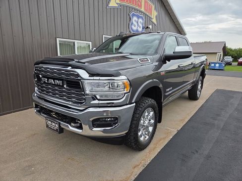 Used 2019 RAM 2500 Limited AWD/4WD image 3