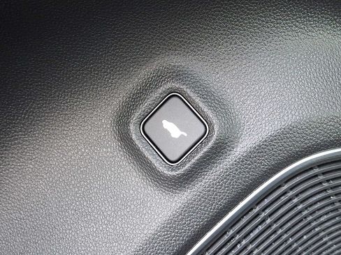 Used 2024 Acura MDX SH-AWD image 26