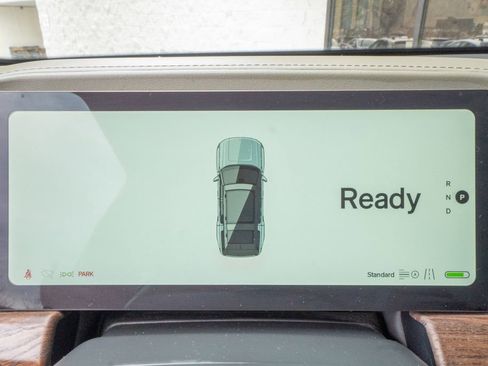 Used 2023 Rivian R1S Launch Edition image 12