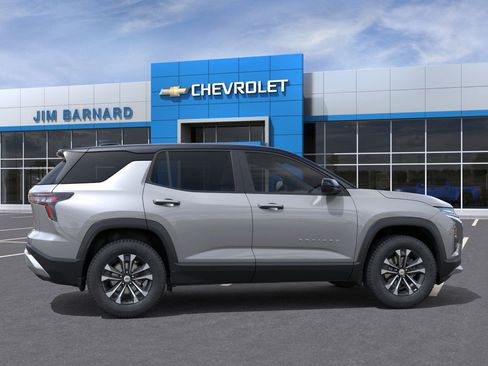 New 2026 Chevrolet Equinox LT w/ Convenience Package II image 5