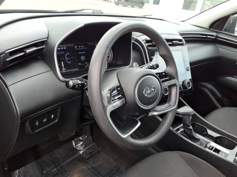 Used 2023 Hyundai Tucson SEL FWD image 8