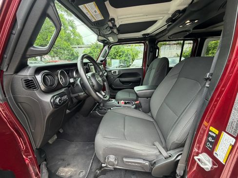Used 2021 Jeep Wrangler Unlimited Sport AWD/4WD image 19