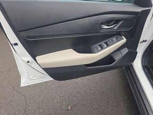 Used 2024 Honda Accord EX image 7