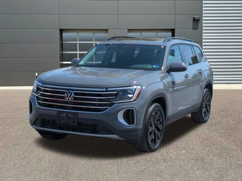 New 2026 Volkswagen Atlas SE AWD/4WD image 3