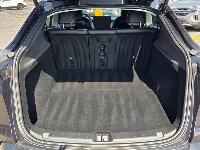 Used 2026 Tesla Model Y 2WD image 11