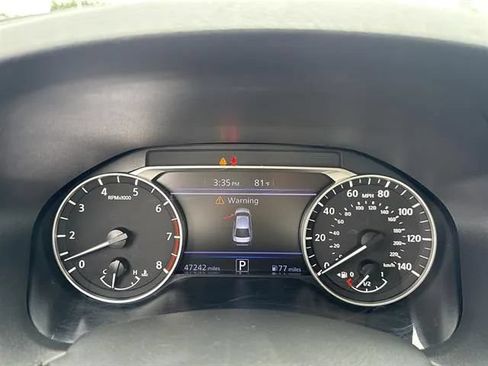 Used 2025 Nissan Altima 2.5 SV FWD image 10