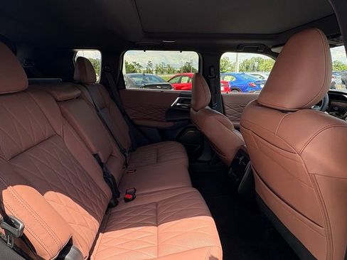 Used 2025 Mitsubishi Outlander SEL FWD image 21