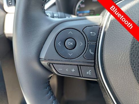 Certified 2022 Toyota RAV4 XLE Premium AWD/4WD image 30