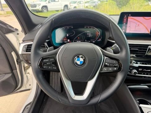 Used 2021 BMW 540i w/ Convenience Package RWD image 18