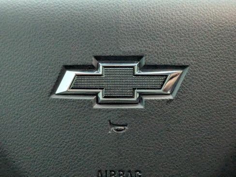 Used 2020 Chevrolet Silverado 1500 RST image 33