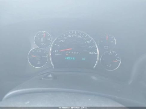 Used 2017 Chevrolet Express 3500 LT w/ LT Preferred Equipment Group RWD image 6