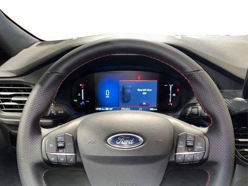 Certified 2025 Ford Escape ST-Line image 26