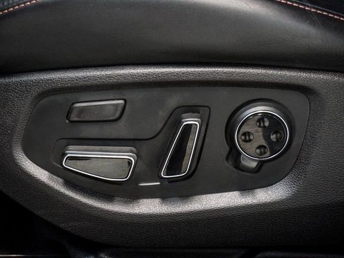 Used 2019 Genesis G80 3.3T Sport image 18