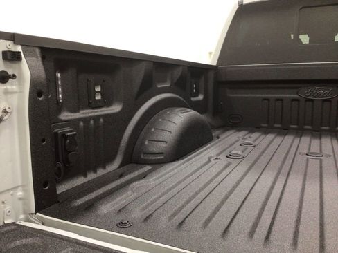 New 2026 Ford F250 Platinum image 26