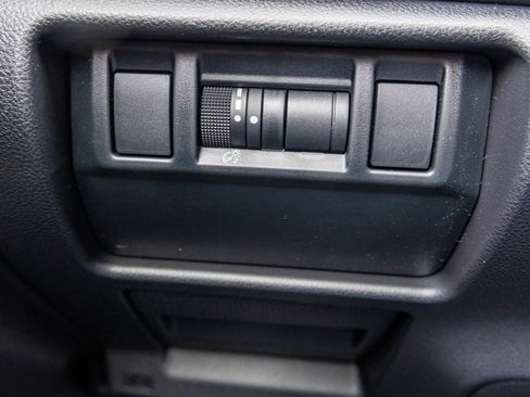 New 2026 Subaru Crosstrek 2.0i Premium image 32