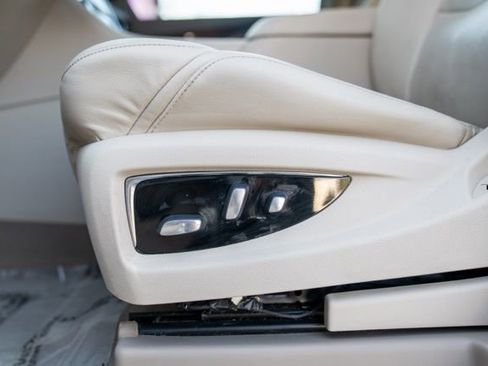 Used 2016 Cadillac Escalade Luxury image 37