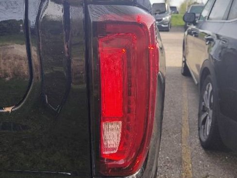 Used 2021 GMC Sierra 1500 Denali w/ Denali Ultimate Package AWD/4WD image 10