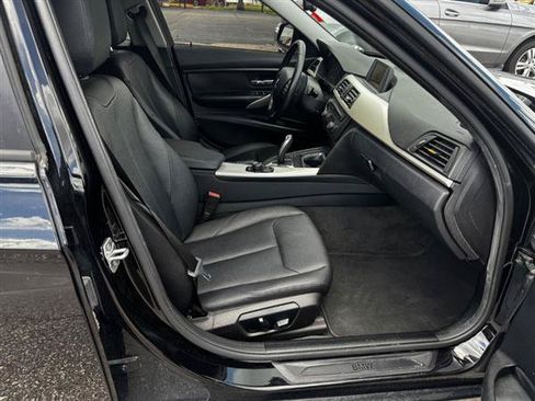 Used 2015 BMW 320i Sedan RWD image 13
