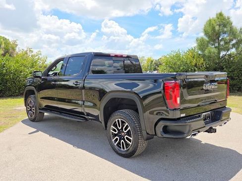 New 2026 GMC Sierra 1500 AT4 w/ AT4 Premium Package AWD/4WD image 5