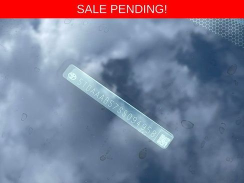 Certified 2025 Toyota Grand Highlander XLE image 31