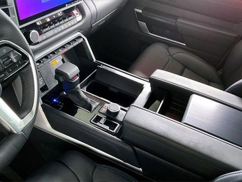 Used 2024 Toyota Tundra Platinum image 15