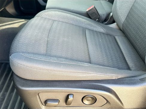 Used 2022 Chevrolet Silverado 1500 Custom image 19