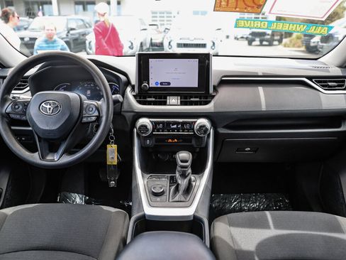 Certified 2024 Toyota RAV4 LE AWD/4WD image 2