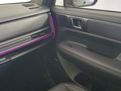 Used 2025 Hyundai Santa Fe Calligraphy FWD image 21