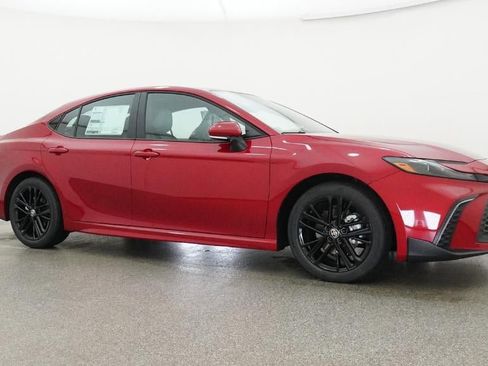 New 2026 Toyota Camry SE FWD image 28