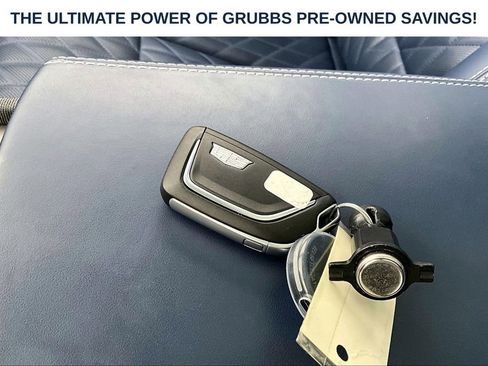 Used 2026 Cadillac Vistiq Premium Luxury w/ LPO, Floor Liner Package AWD/4WD image 14