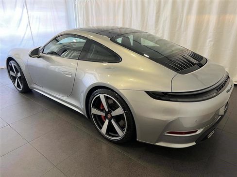 New 2025 Porsche 911 Carrera S image 3