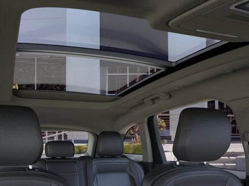 New 2026 Lincoln Nautilus Premier w/ Equipment Group 102A AWD/4WD image 22