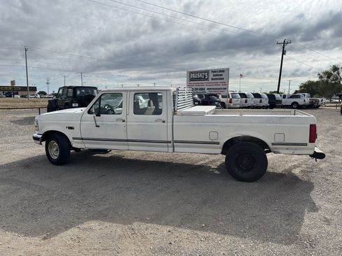 Used 1994 Ford F350 XL image 3