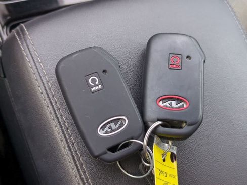 Used 2022 Kia Sorento SX AWD/4WD image 37